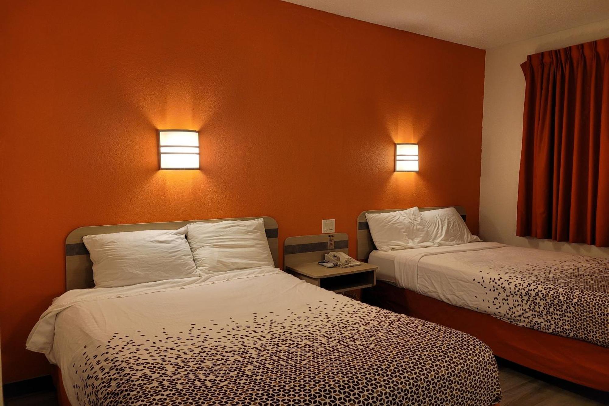 Modern Stay 39 Lakeview By Oyo Minonk Extérieur photo