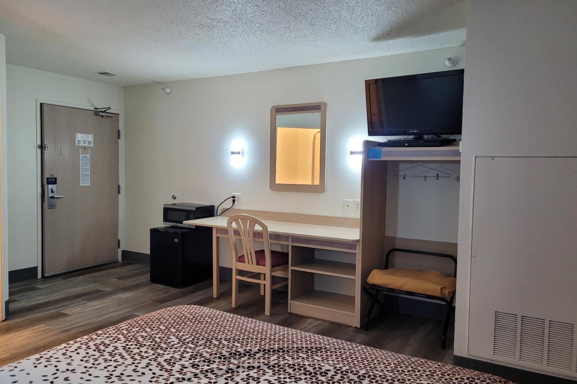 Modern Stay 39 Lakeview By Oyo Minonk Extérieur photo